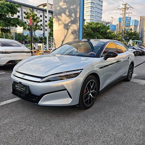 BYD Han L EV