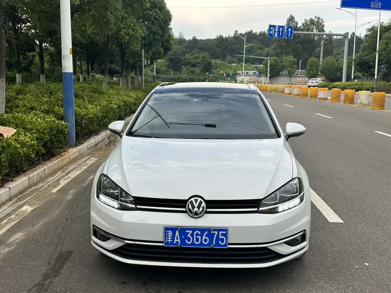 Volkswagen Golf — фото 2