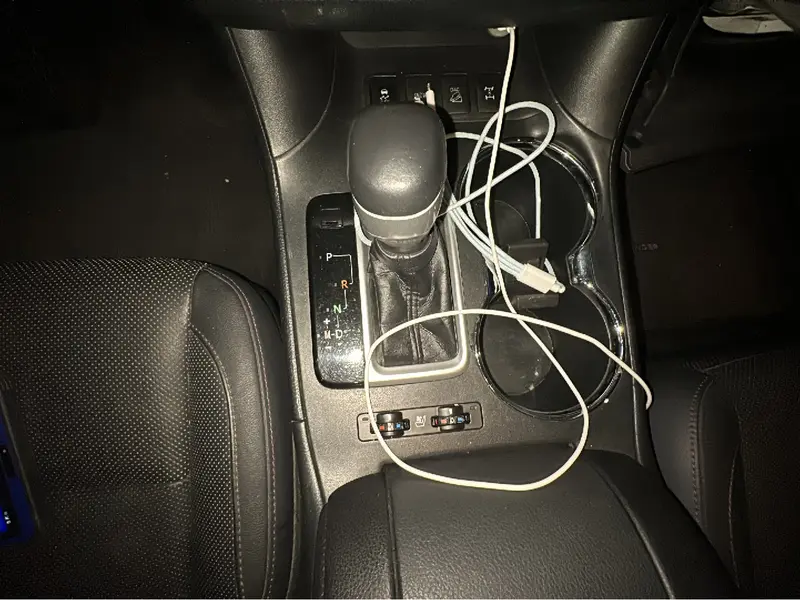 Toyota Highlander — фото 14