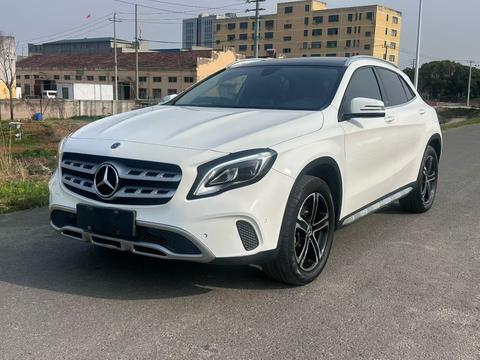 Mercedes-Benz GLA 2018 GLA 200 Fashion
