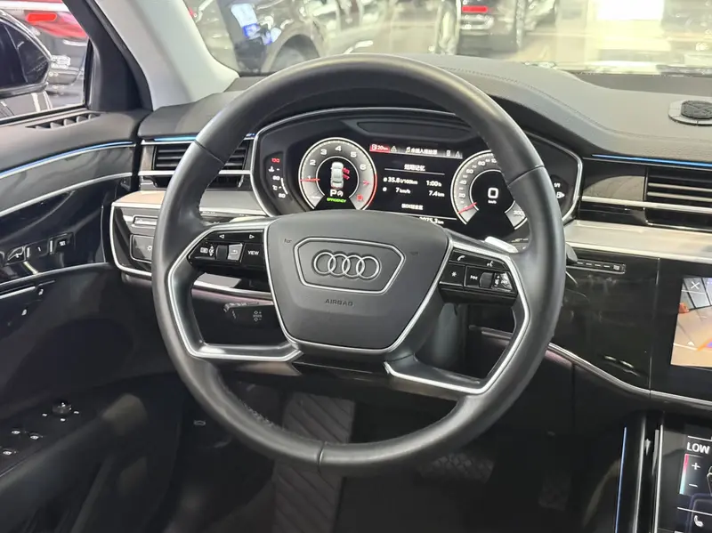 Audi A8 A8L 50 TFSI quattro комфорт — фото 5