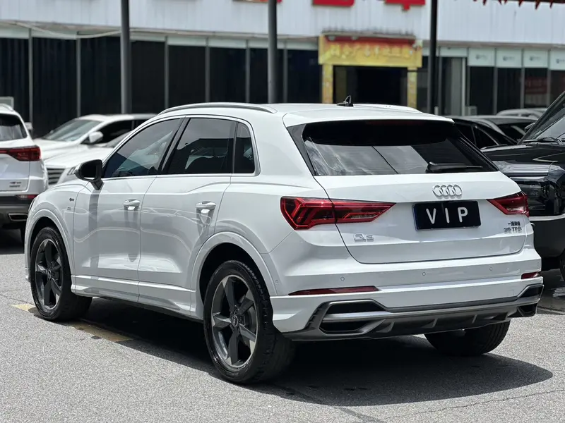Audi Q3 — фото 4