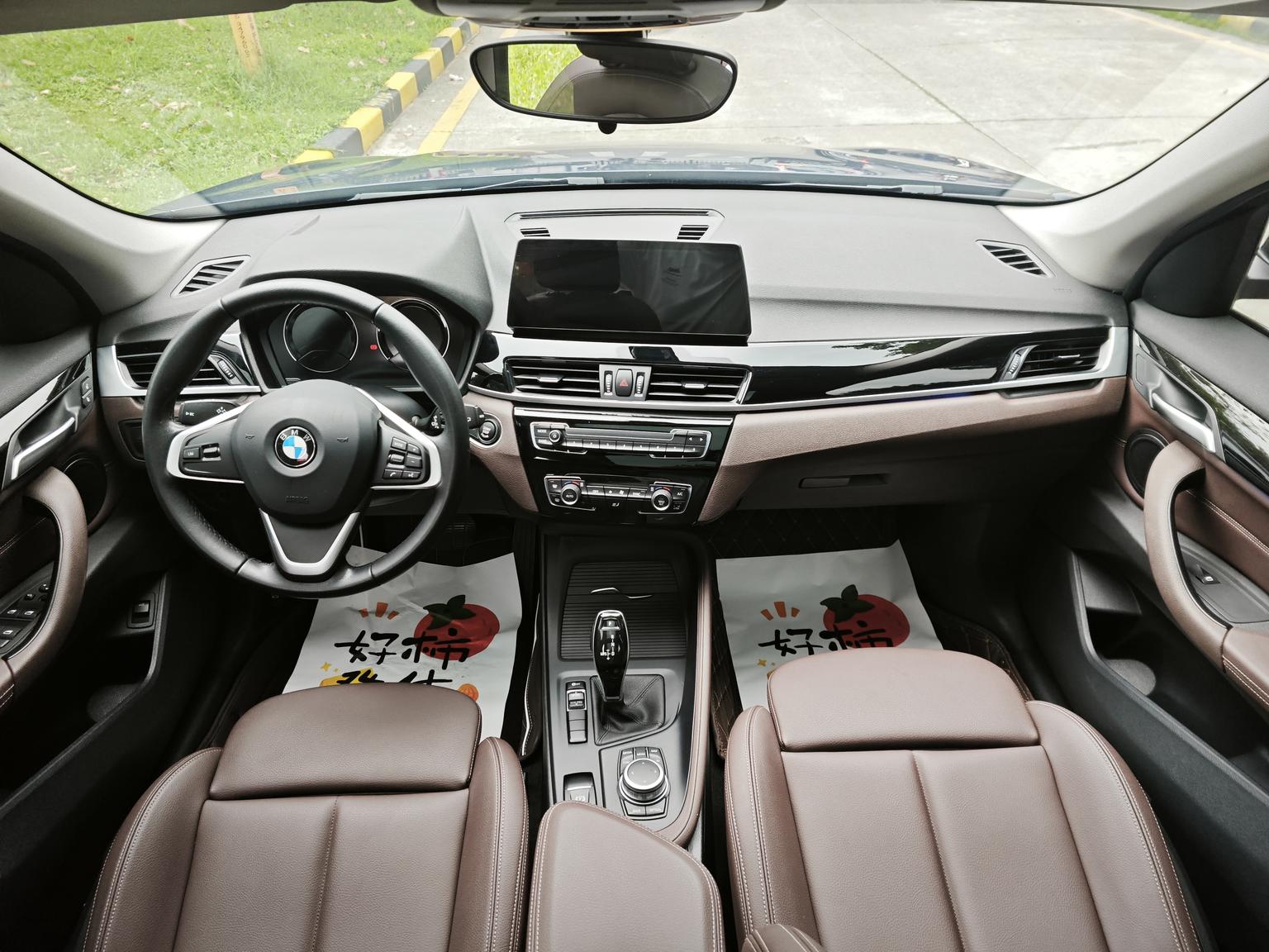 BMW X1: фотография 10 из 15