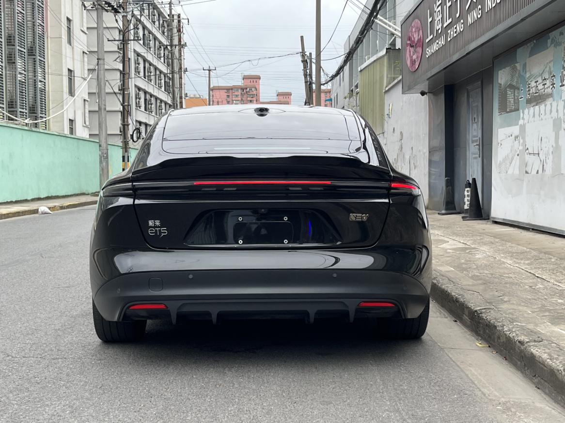 NIO ET5: фотография 4 из 12