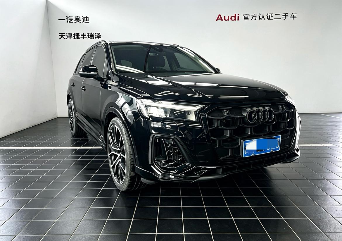 Audi Q7: фотография 5 из 17