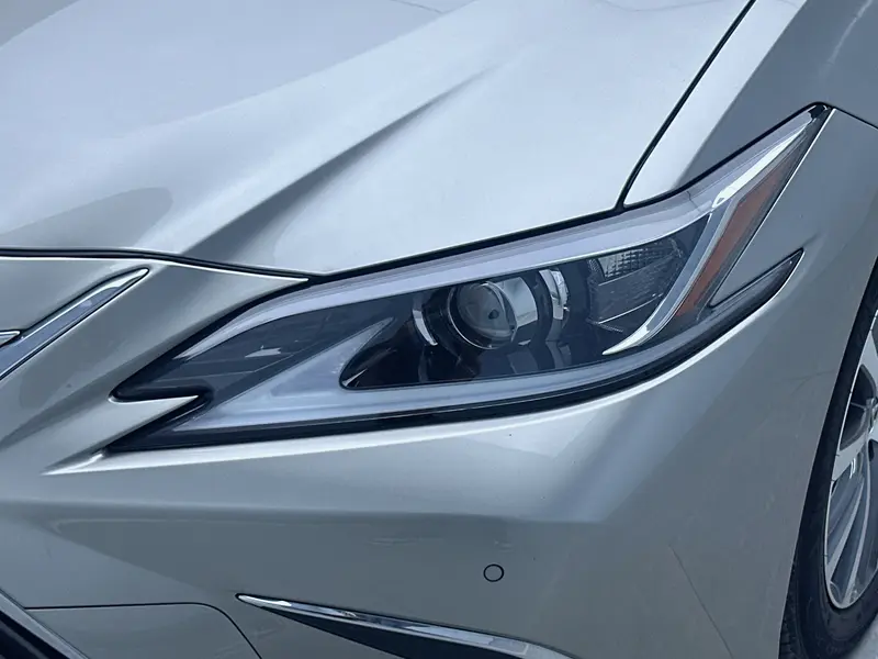 Lexus ES — фото 9