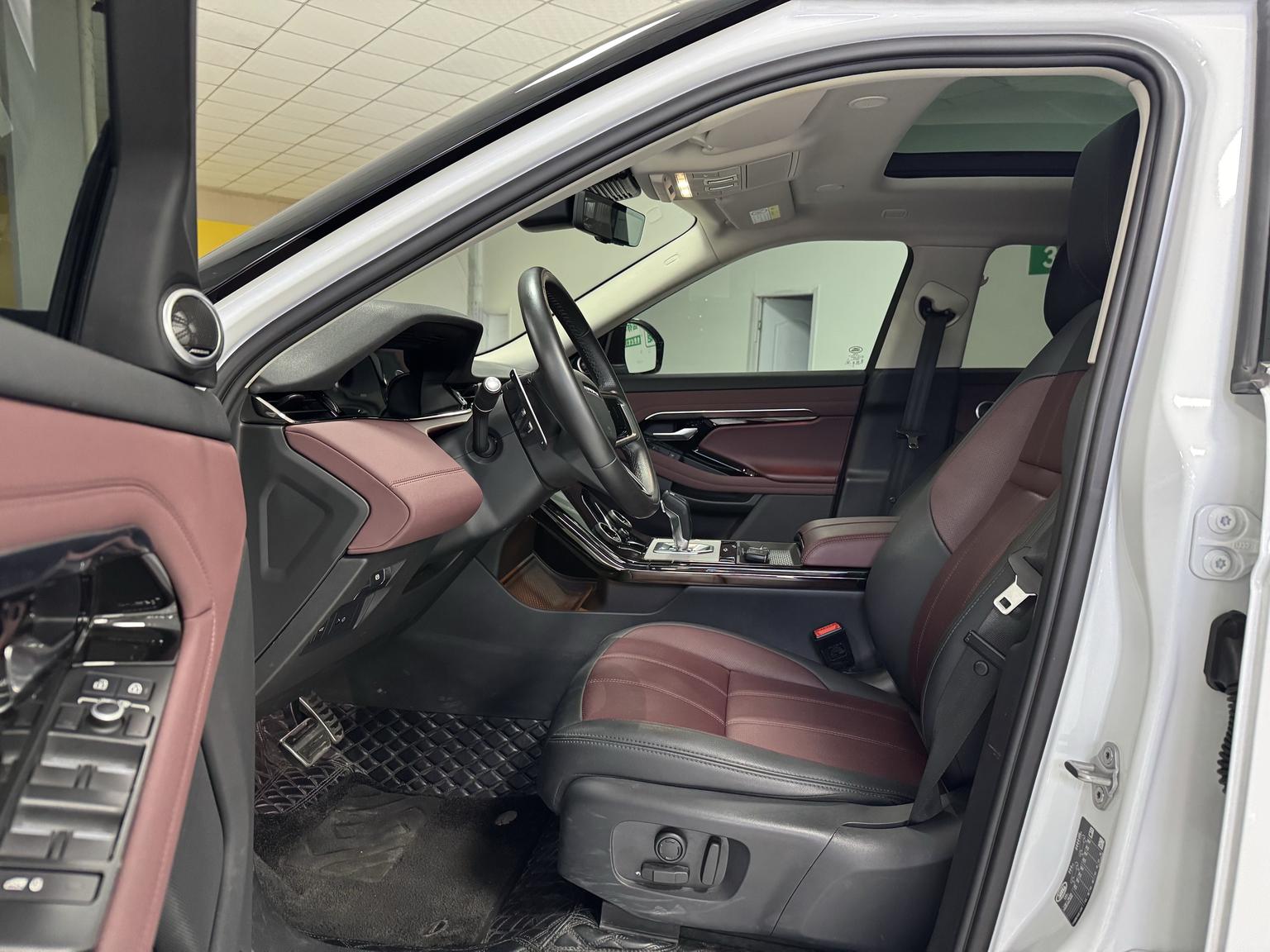 Range Rover Evoque: фотография 4 из 9