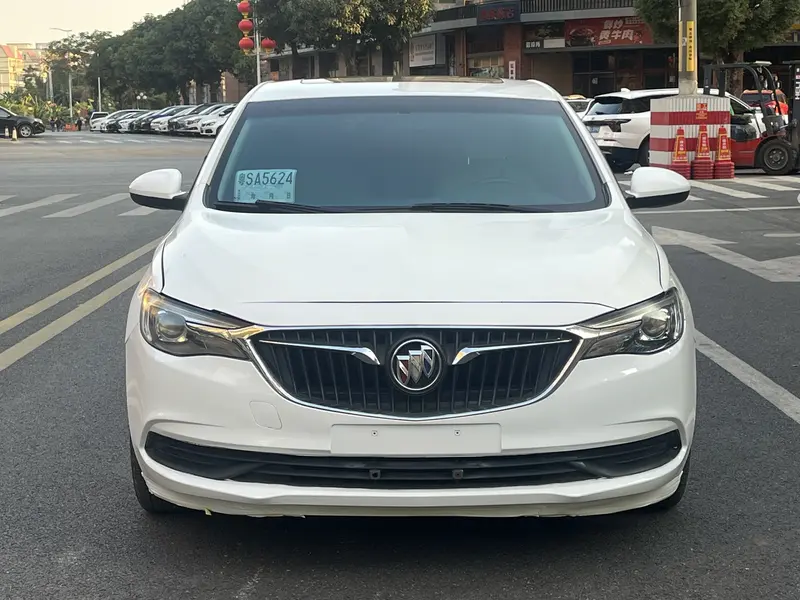 Buick Excelle — фото 2