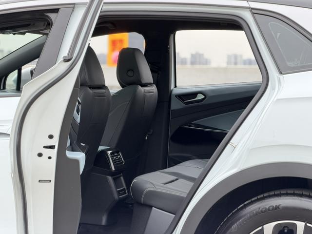 Volkswagen ID.4 X id 4392041 из Китая 8