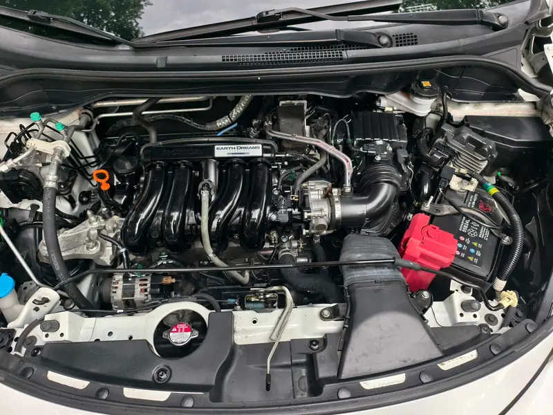 Honda Fit — фото 8