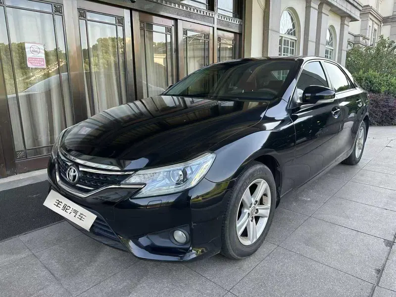 Toyota Reiz