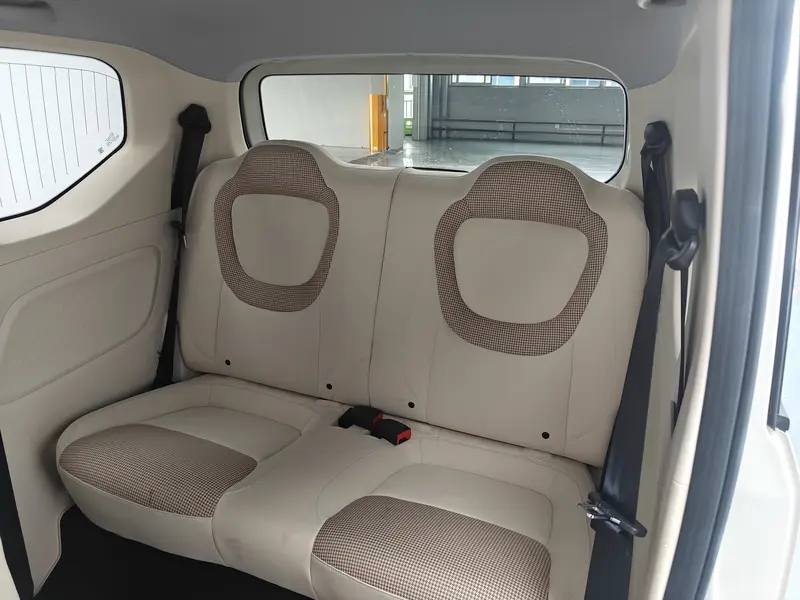 Wuling Hongguang MINI EV — фото 18