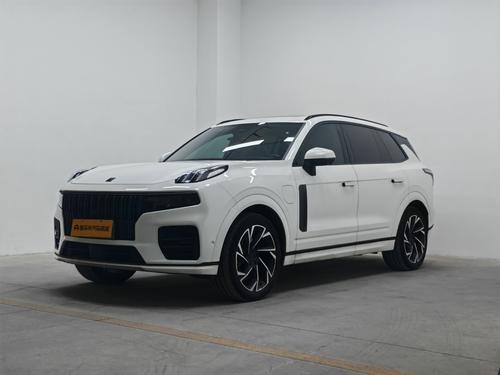 Lynk & Co 09