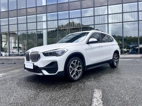 BMW X1 2022 sDrive25Li Ведущая модель