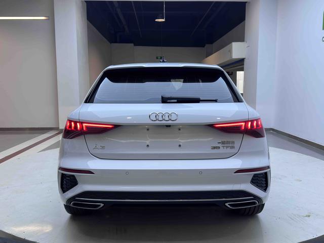 Audi A3 2023 Белый из Китая, фото 5