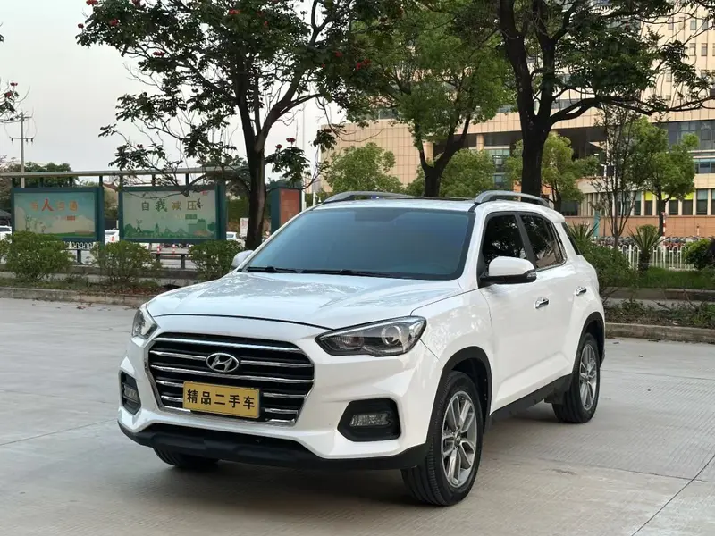 Hyundai ix35 — фото 1