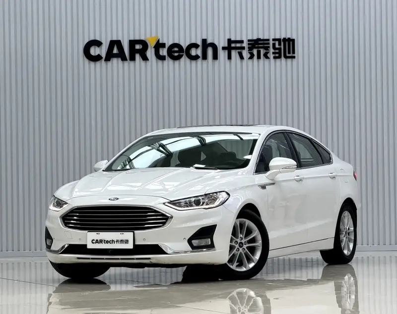 Ford Mondeo — фото 1