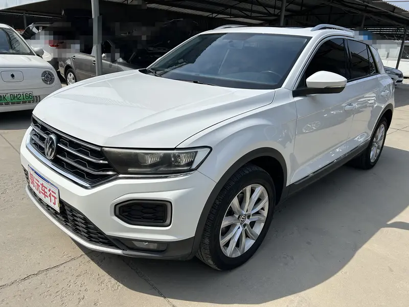 Volkswagen Tacqua 230 TSI DSG 2 WD VI