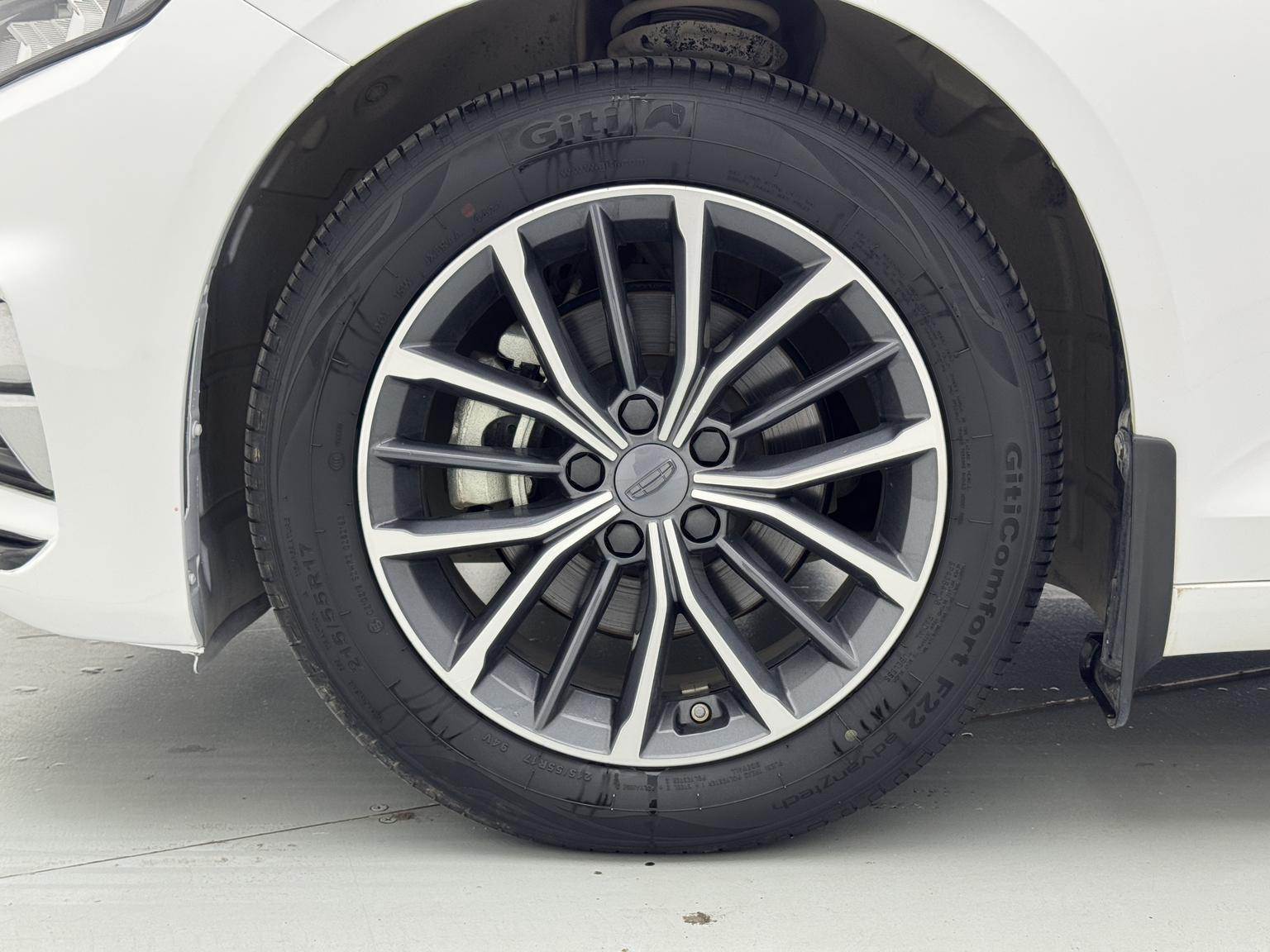 Geely Preface — фотографии объявления, Фото 25