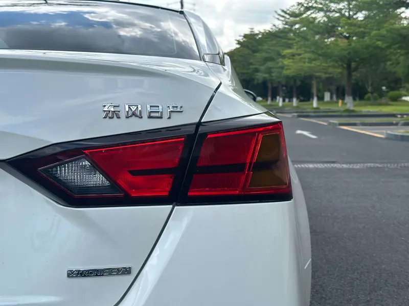 Nissan Teana 2.0 L XL Upper — фото 8