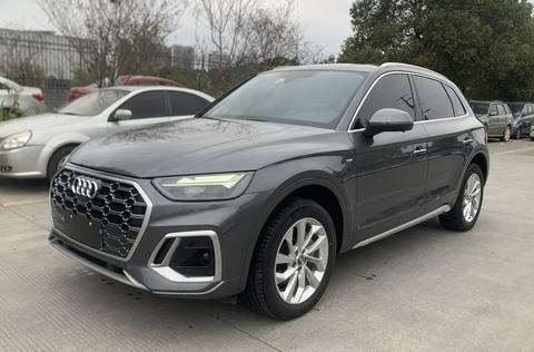Audi Q5L 2021 40 TFSI роскошная и динамичная модель