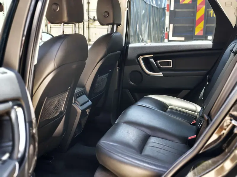 Land Rover Discovery Sport — фото 12
