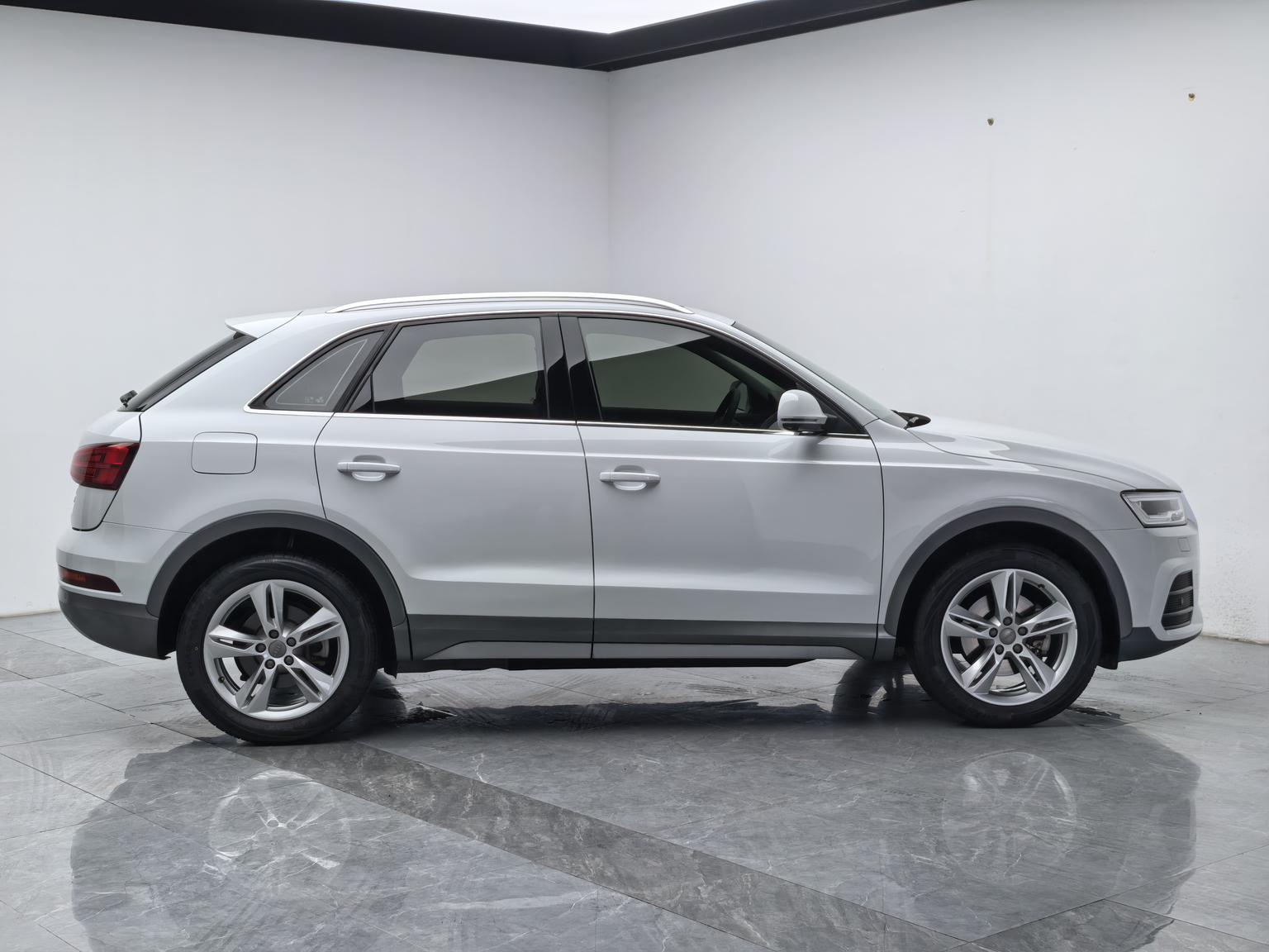 Audi Q3 — фотографии объявления, Фото 9
