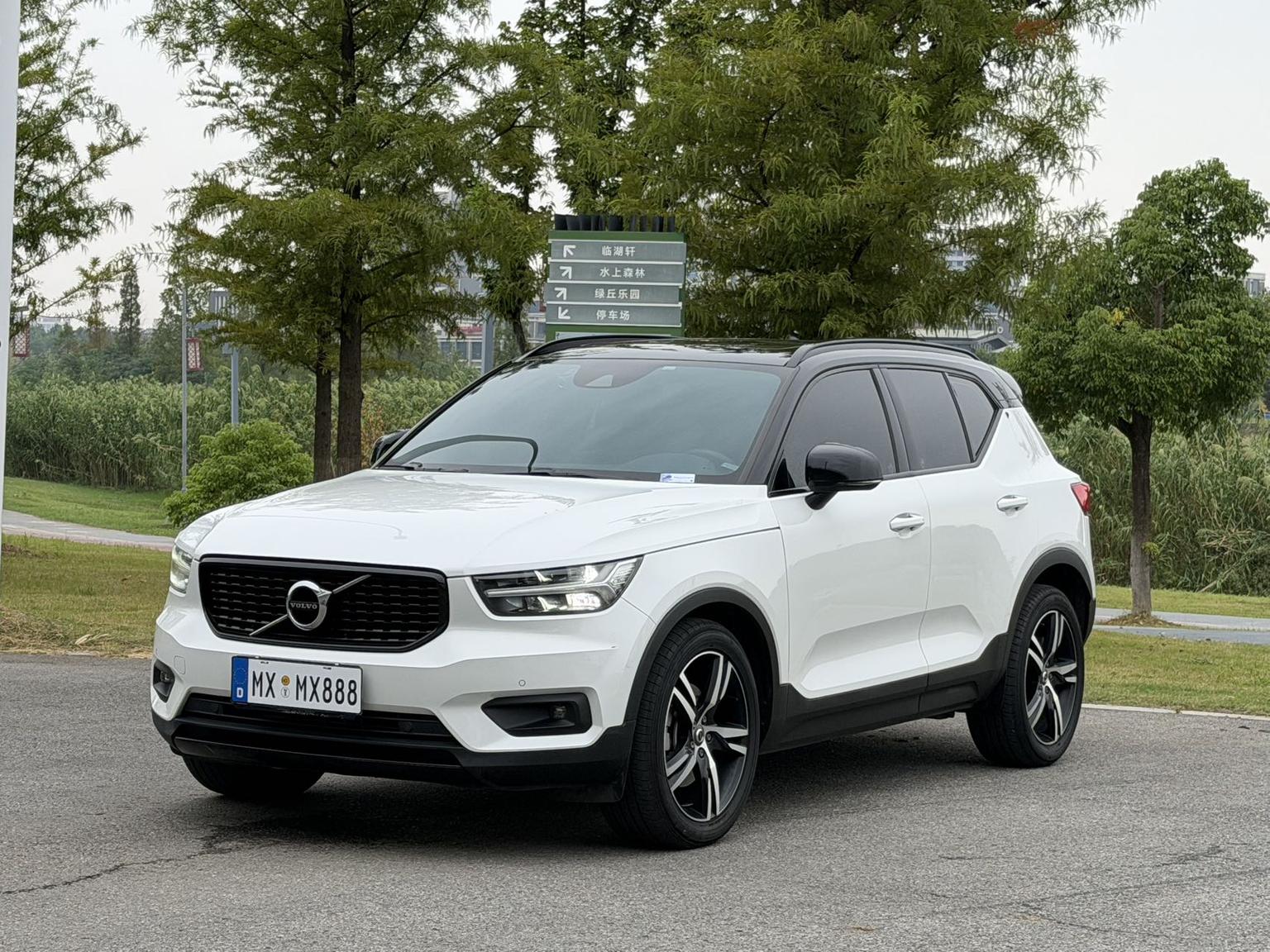 Volvo XC40 — фотографии объявления, Фото 2