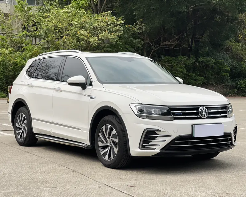 Volkswagen Tiguan L — фото 3
