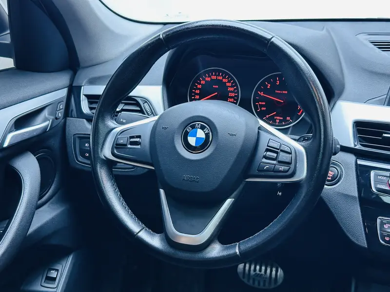 BMW X1 — фото 16