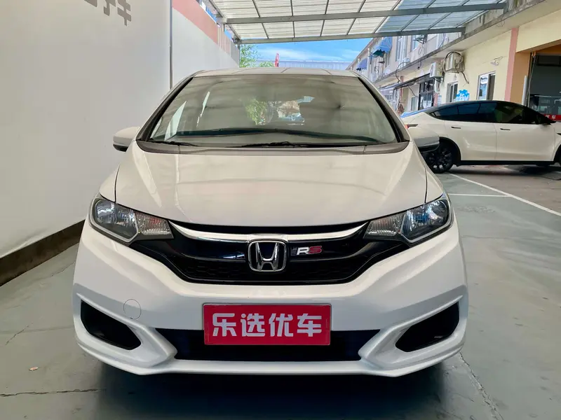 Honda Fit 1.5L CVT комфорт — фото 2