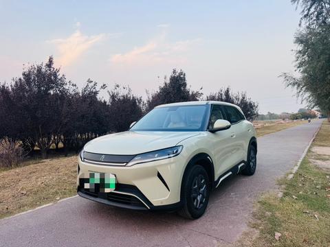 BYD Yuan UP