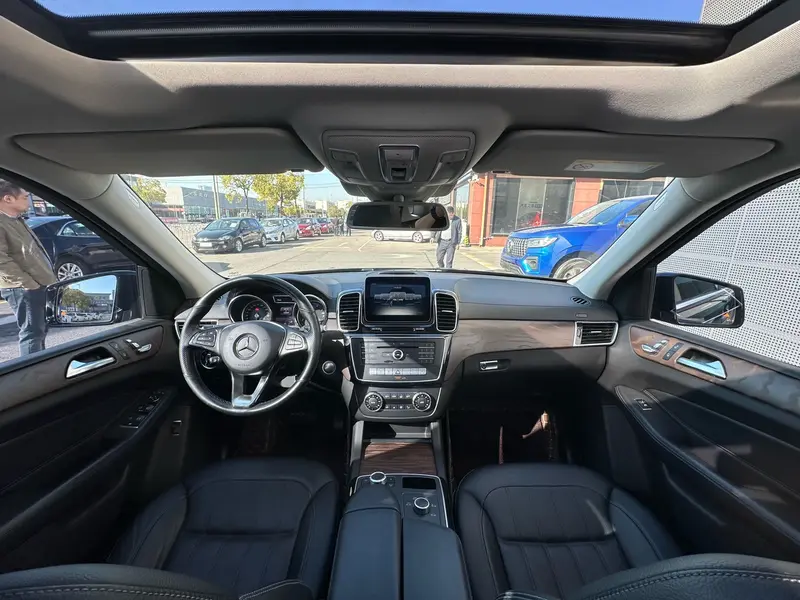 Mercedes-Benz GLE — фото 11