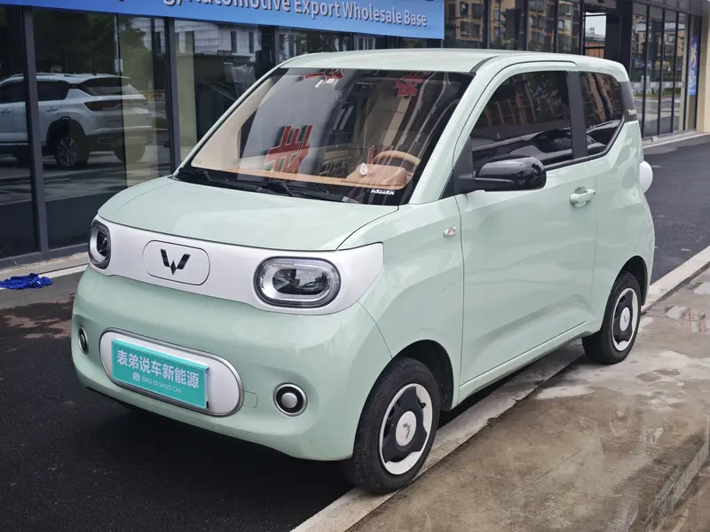 Wuling Hongguang MINI EV — фото 1