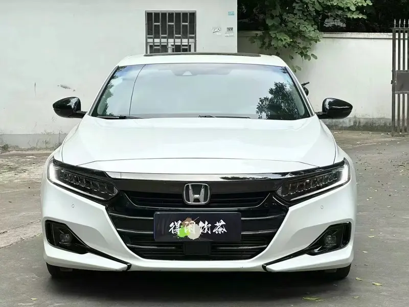 Honda Accord — фото 2