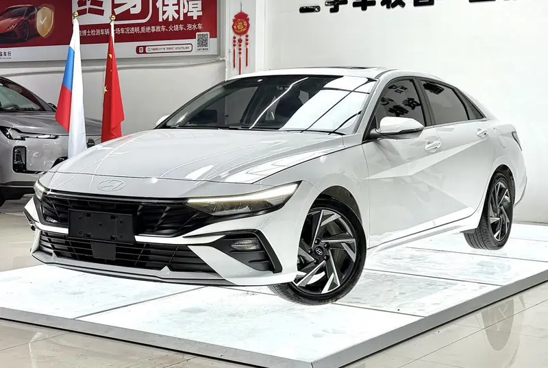 Hyundai 1.5 L CVT LUX Premium