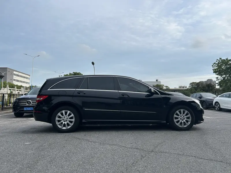 Mercedes-Benz R-Class R 320 4MATIC — фото 7