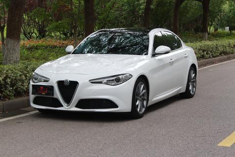 Alfa Romeo Giulia