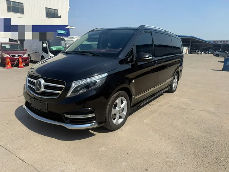 Mercedes-Benz 2.0 T AT RWD 7