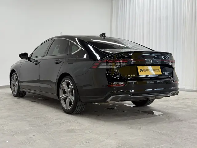 Honda Accord — фото 5