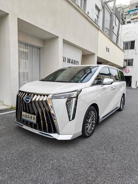 GAC Trumpchi M8