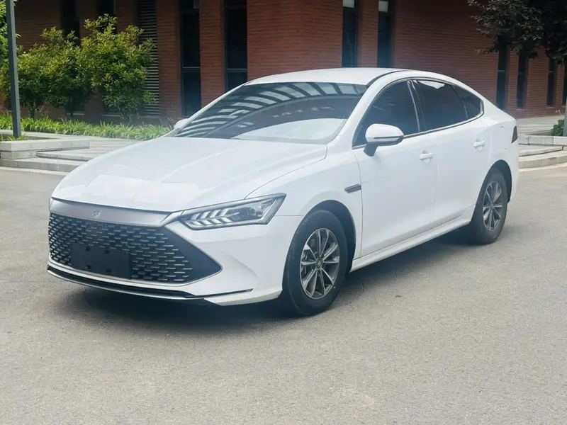 BYD Qin PLUS DM DM-i 55 KM