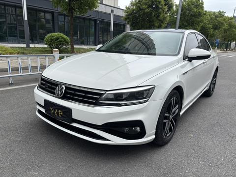 Volkswagen Lamando