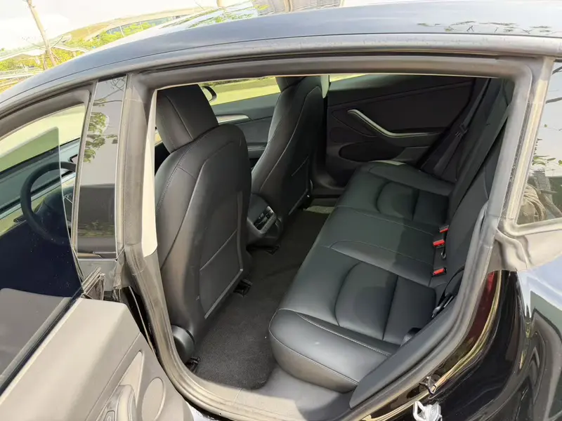 Tesla Model 3 RWD — фото 9