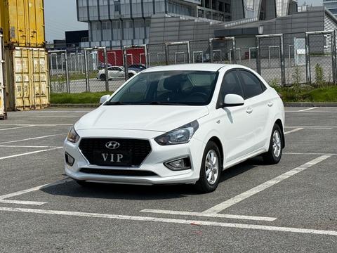 Hyundai Reina