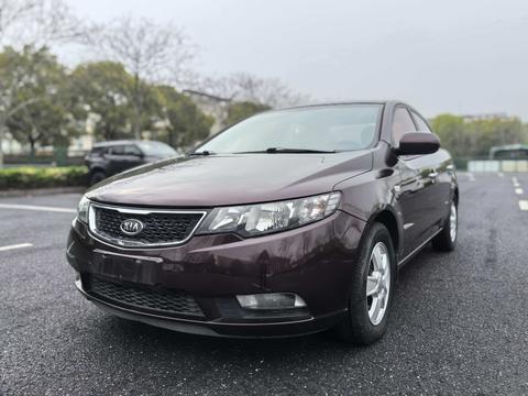 Kia Forte, 2012 год