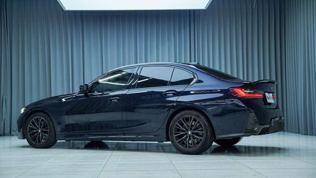 BMW 3 series 2023 Черный из Китая, фото 3