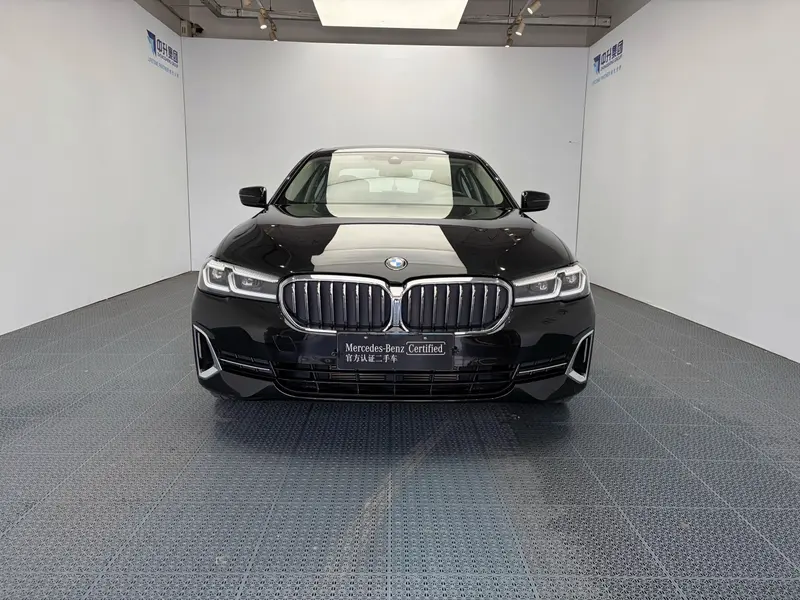 BMW 5 Series — фото 2