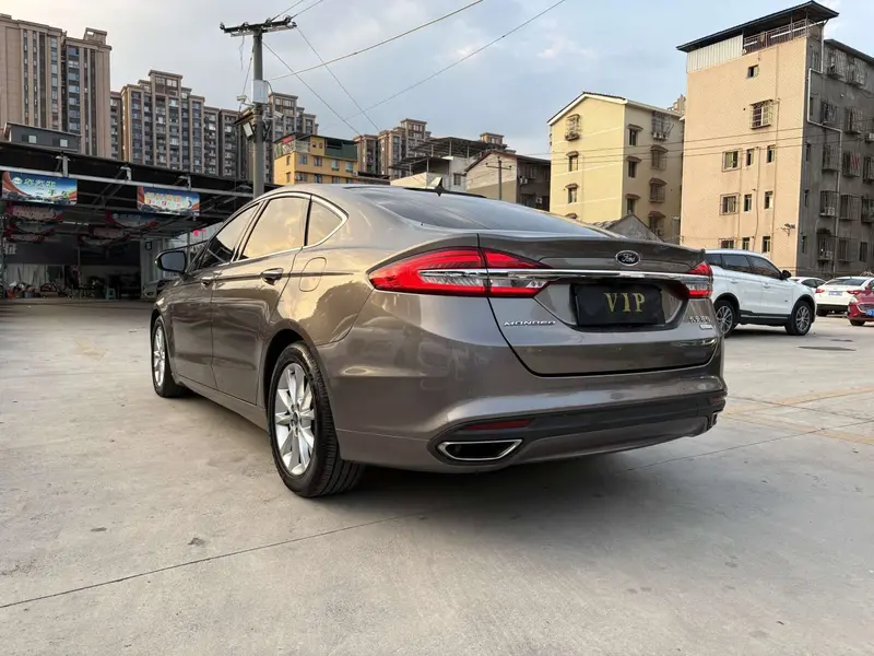 Ford Mondeo — фото 4