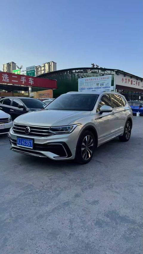 Volkswagen Tiguan L